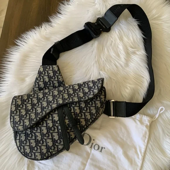 Dior Essentials SADDLE Bumbag Beige and Black Dior Oblique Jacquard - Picture 1 of 17
